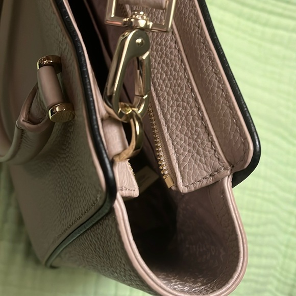 Kate Spade Allyn Convertible Pebbled Leather Zip Top Bag. - Picture 8 of 10